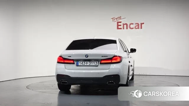 BMW 5 Series (G30) id 3044548 из Кореи 14