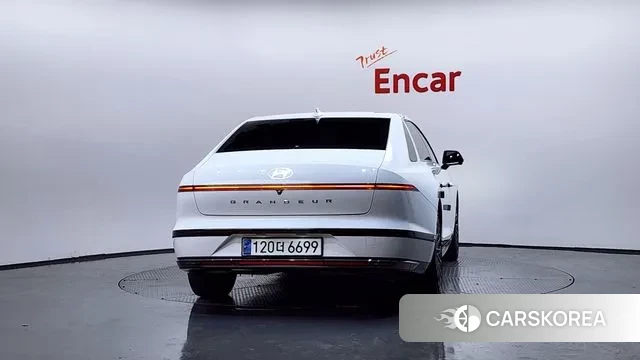 Hyundai Grandeur (GN7) id 3372252 из Кореи 14