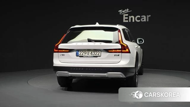 Volvo V90 Cross-Country id 3794669 из Кореи 14
