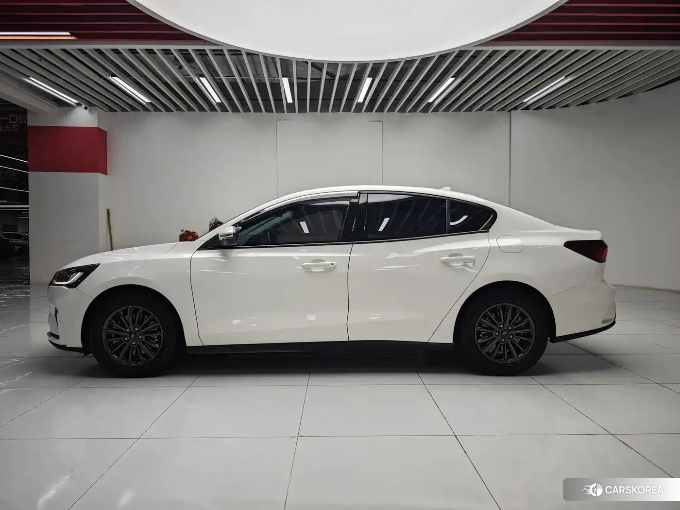 Ford Focus 2022 Белый из Китая, фото 5