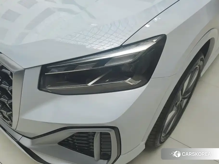 Audi Q2L id 4654582 из Китая 10