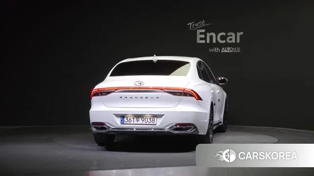 Hyundai The New Grandeur IG Hybrid id 3032826 из Кореи 14