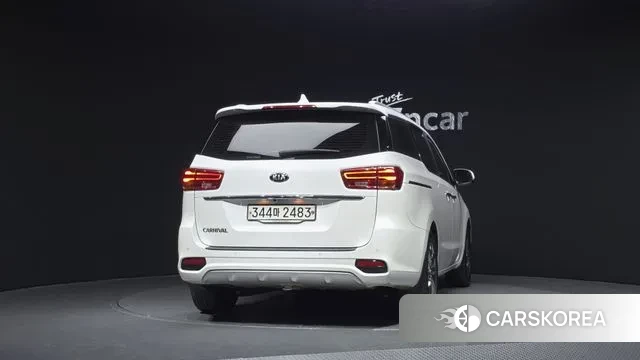 Kia The New Carnival id 3760754 из Кореи 14