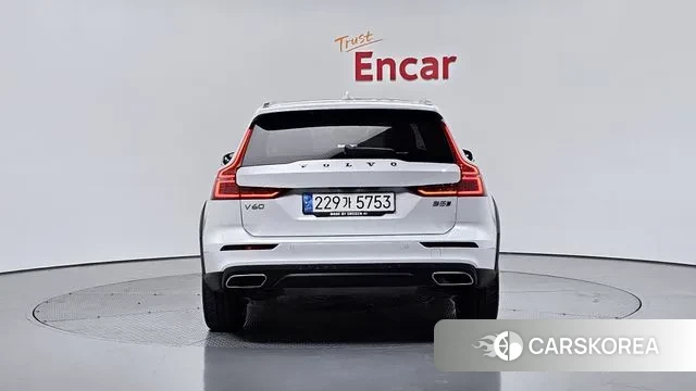 Volvo V60 Cross-Country 2nd Generation id 3529225 из Кореи 14