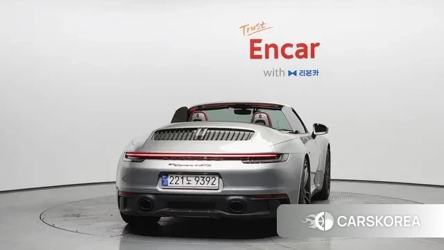 Porsche 911(992) id 3644667 из Кореи 14