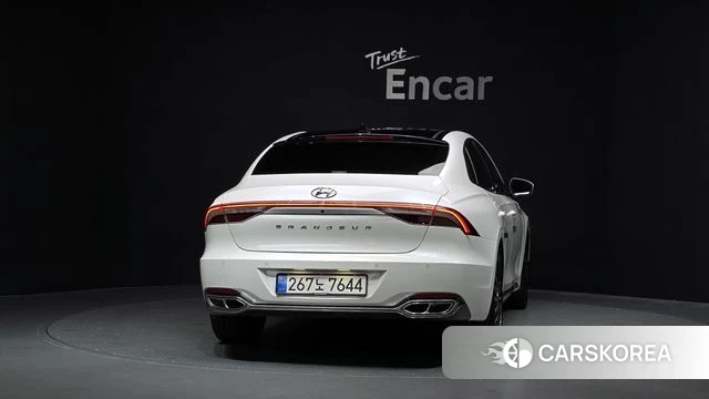 Hyundai The New Grandeur IG id 4631766 из Кореи 30