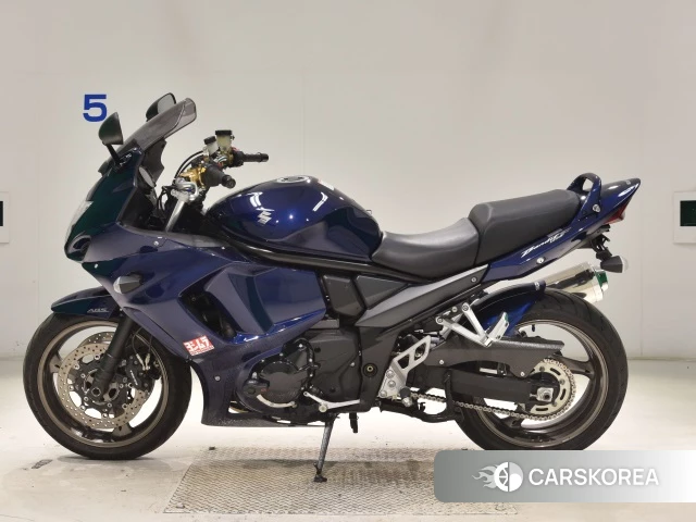 Проданный Suzuki BANDIT 1250F 2011 из Японии, фото 2