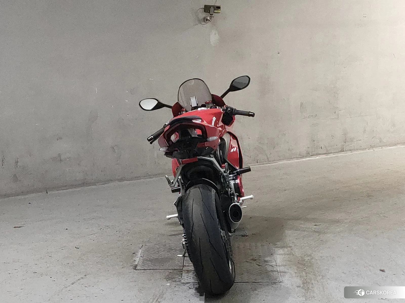 Проданный Ducati PANIGALE V2 2020 из Японии, фото 3