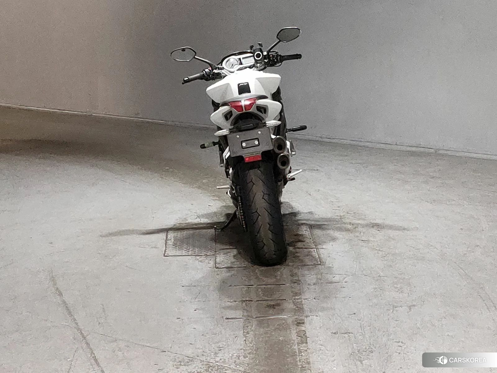 Проданный MV AGUSTA BRUTALE 990R 2010 из Японии, фото 4