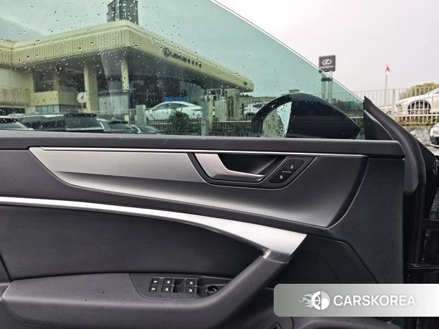 Audi A7L id 4348547 из Китая 11