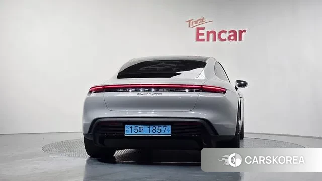 Porsche Taycan id 3472518 из Кореи 14