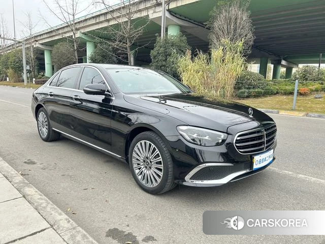 Mercedes-Benz E-class id 4264909 из Китая 14