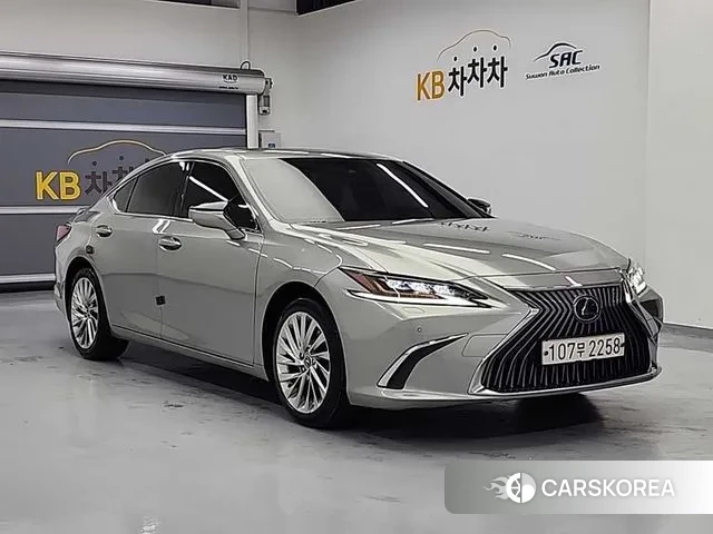 Lexus ES300h 7th generation id 3509318 из Кореи 13