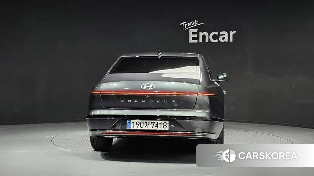 Hyundai Grandeur (GN7) id 3953052 из Кореи 14