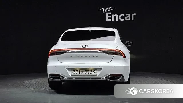 Hyundai The New Grandeur IG id 3625660 из Кореи 14