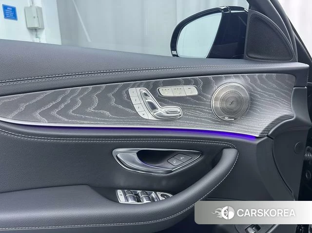 Mercedes-Benz E-class id 4333356 из Китая 11
