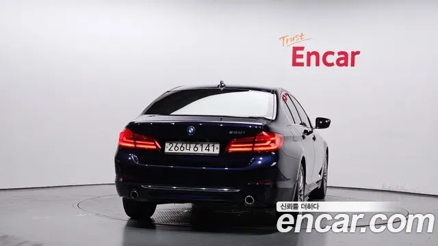 BMW 5 Series (G30) id 2891438 из Кореи 14