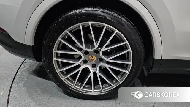 Porsche Cayenne (PO536) id 3680043 из Кореи 14