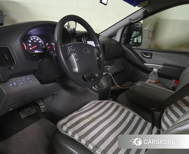 Hyundai The New Grand Starex 2018 Желтый из Кореи, фото 4