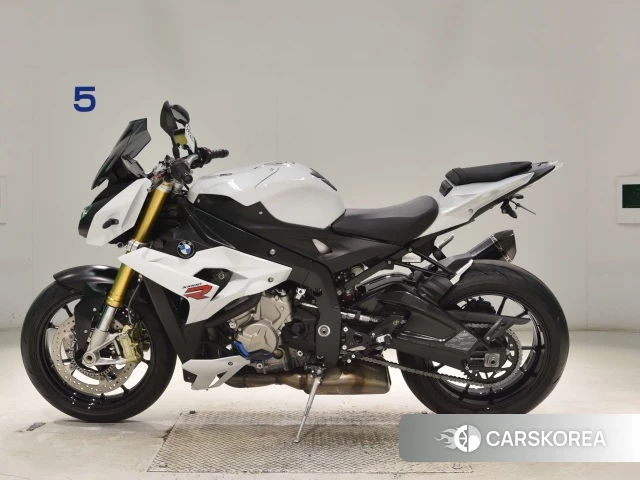 Проданный BMW S1000R 2016 из Японии, фото 2