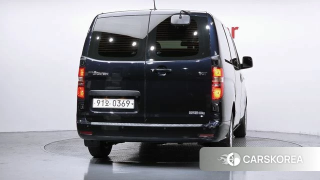 Hyundai The New Grand Starex id 4536411 из Кореи 14