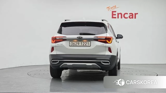 Kia Seltos id 4268917 из Кореи 14