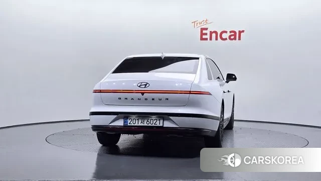 Hyundai Grandeur Hybrid (GN7) id 3031635 из Кореи 14