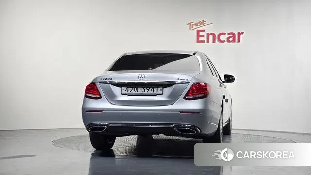 Mercedes-Benz E-Class W213 id 3356830 из Кореи 14