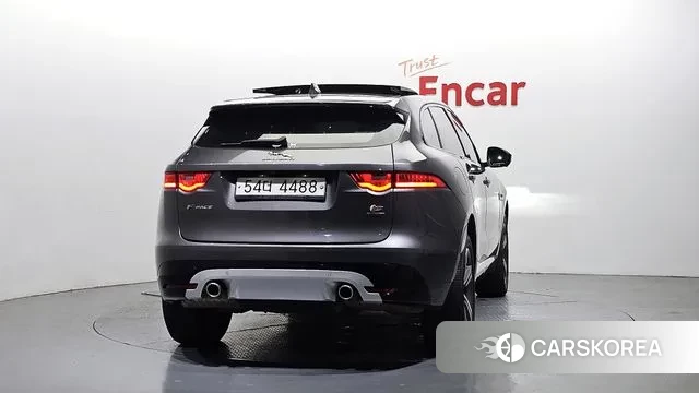 Jaguar F-PACE id 3469891 из Кореи 14
