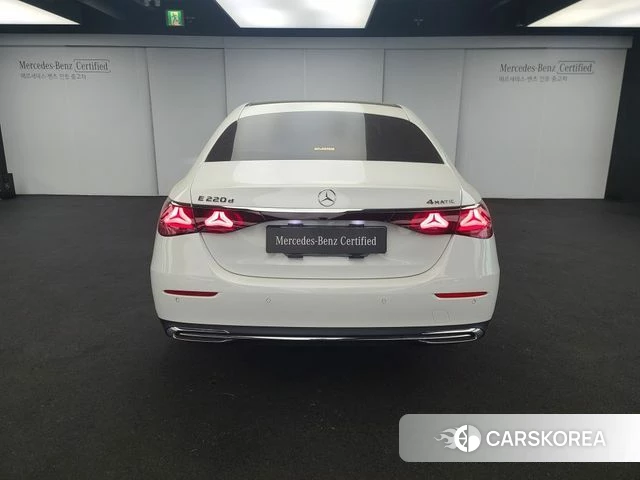 Mercedes-Benz E-Class W214 id 4767198 из Кореи 10