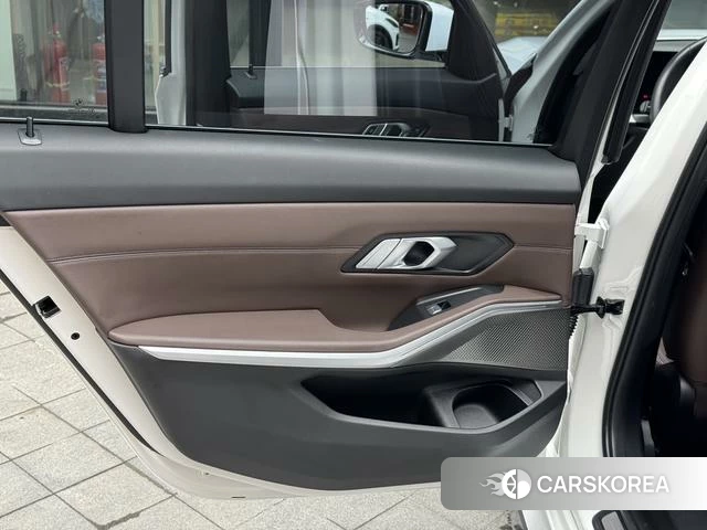 BMW i3 id 4313325 из Китая 16