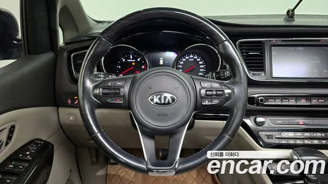 Kia All New Carnival id 2526413 из Кореи 14