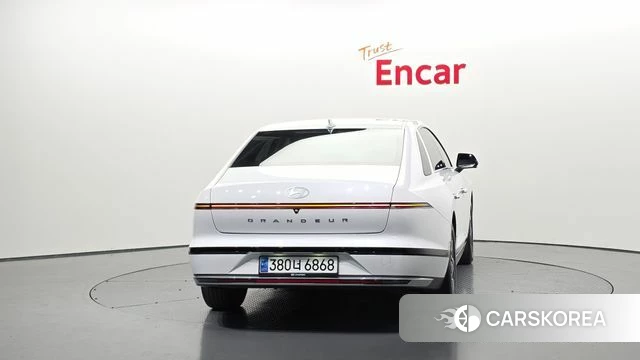 Hyundai Grandeur (GN7) id 4178241 из Кореи 14