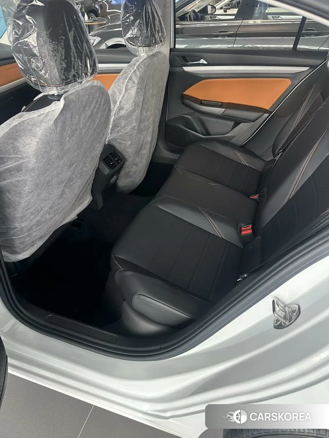 Volkswagen Bora id 4257897 из Китая 7
