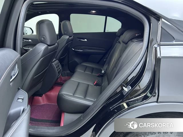 Cadillac XT4 id 4214528 из Китая 24