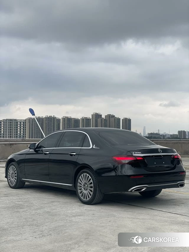 Mercedes-Benz E-class 2022 Черный из Китая, фото 4