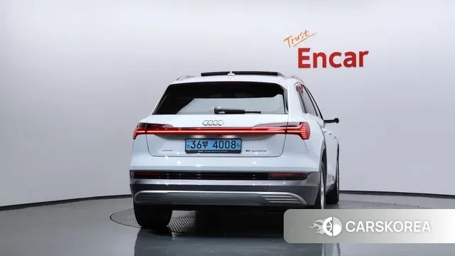 Audi e-Tron id 3379155 из Кореи 14