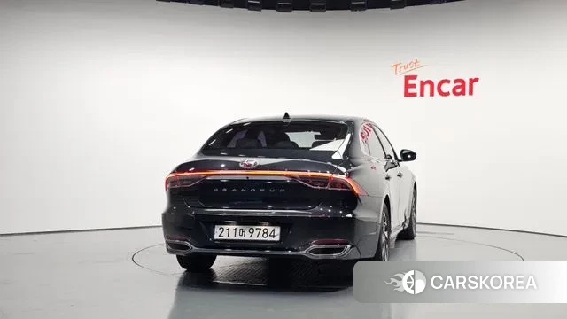 Hyundai The New Grandeur IG Hybrid id 3253616 из Кореи 14