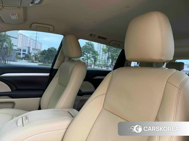Toyota Highlander id 4221072 из Китая 19