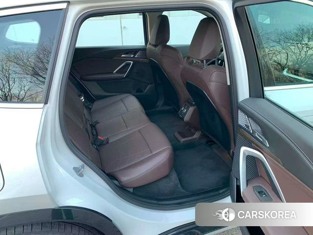BMW iX1 id 4209005 из Китая 8