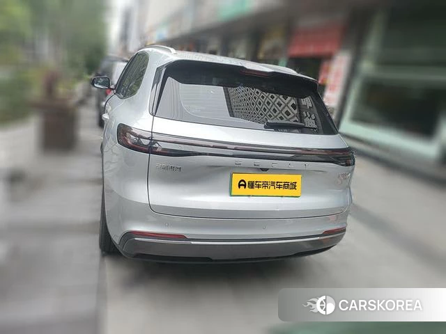 Geely Galaxy Galaxy Starship 7 EM-i 2025 Серебристо-серый из Китая, фото 4