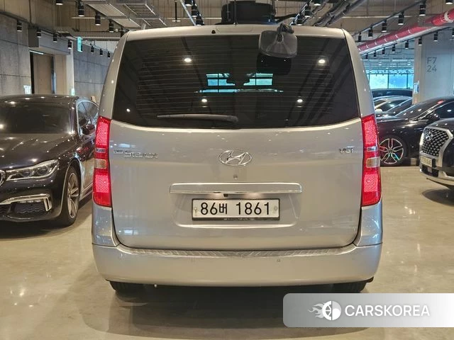 Hyundai The New Grand Starex id 4605043 из Кореи 10
