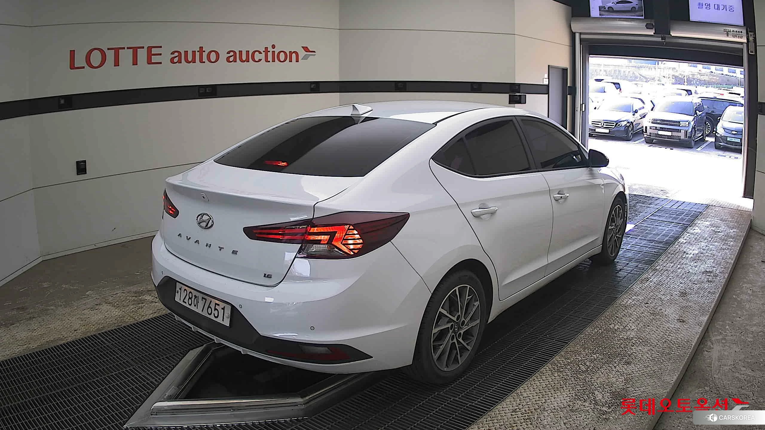 Hyundai Avante id 3882049 из Кореи 31