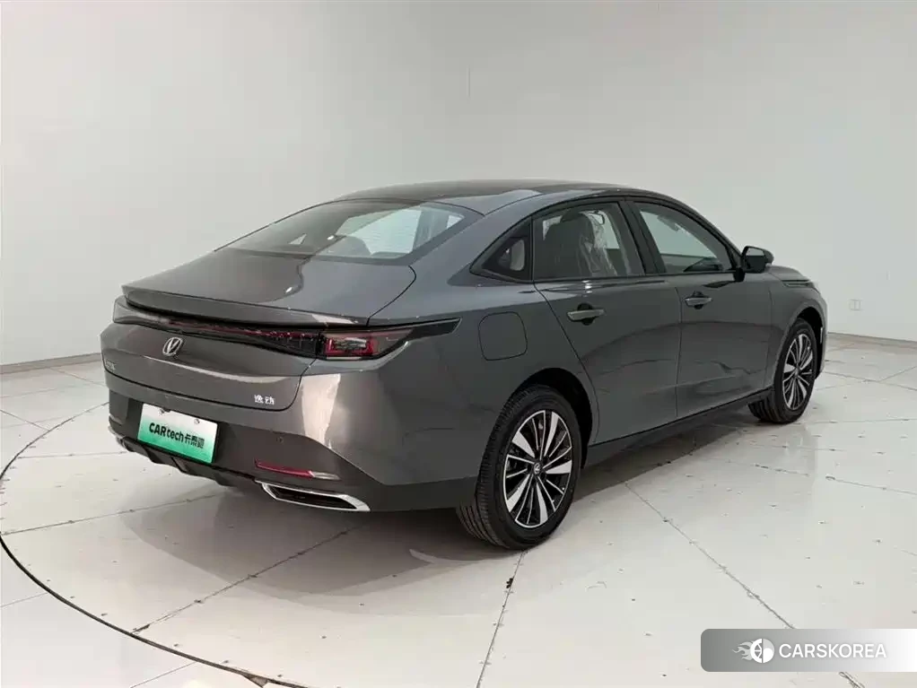 Chang'an Yidong PHEV id 4539050 из Китая 20