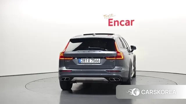 Volvo V60 Cross-Country 2nd Generation id 3753601 из Кореи 14