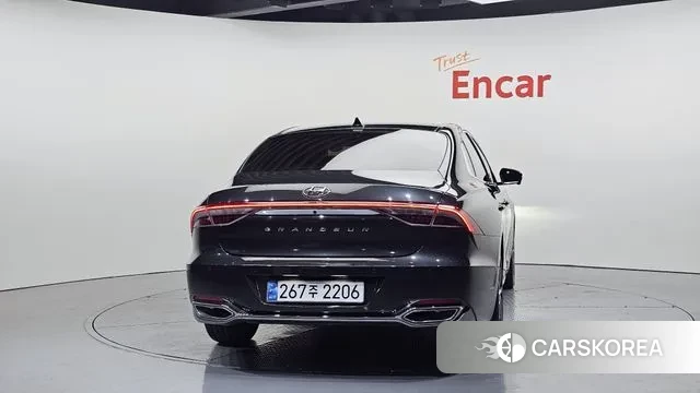 Hyundai The New Grandeur IG id 3458805 из Кореи 14