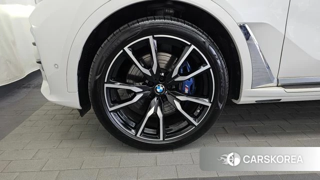 BMW X7 (G07) id 4880878 из Кореи 32
