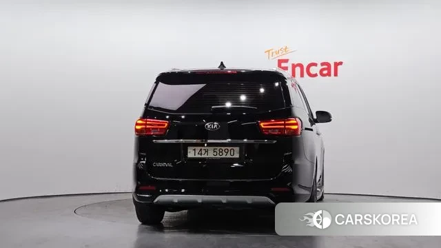 Kia The New Carnival id 3583360 из Кореи 14