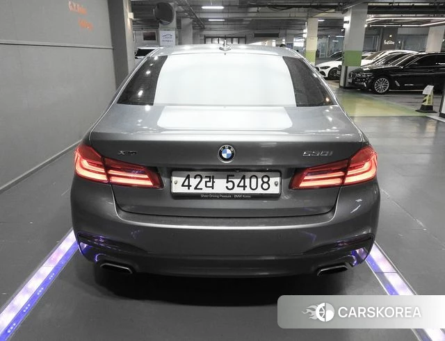 BMW 5 Series (G30) id 4310962 из Кореи 14
