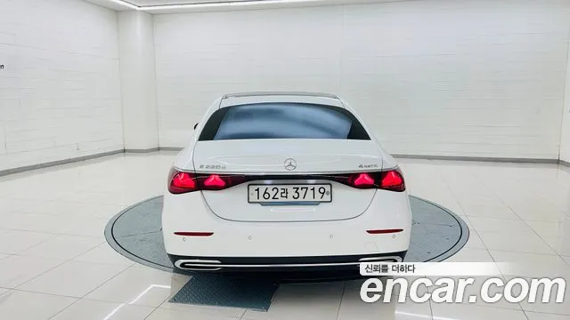 Mercedes-Benz E-Class W214 id 2810595 из Кореи 14